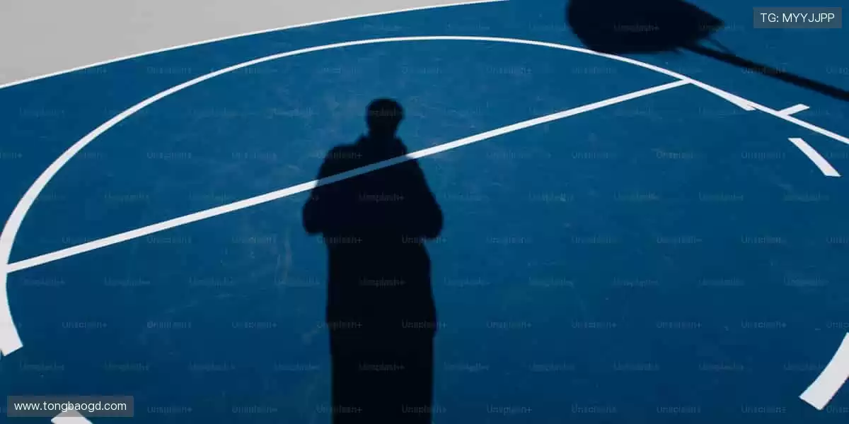 🏆 冠军同款，把荣耀穿在身上！